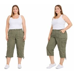St John's Bay Womens Cargo Capris Pants Size 14P Green Utility Casual Outdoor